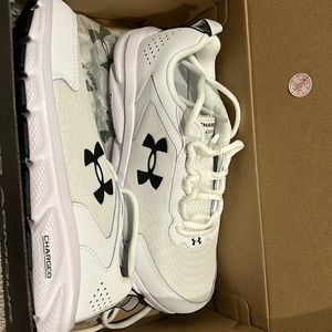 Under Armour Size 10